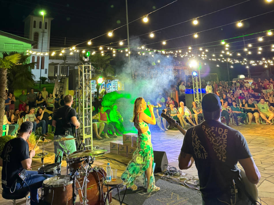 Evento no domingo marcou os 7 anos da Rádio Vanini