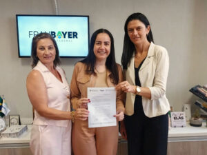 Vice-prefeita e secretária buscam novos recursos em Brasília